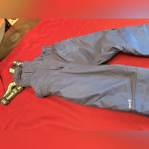 Never worn Kamik SkiPants